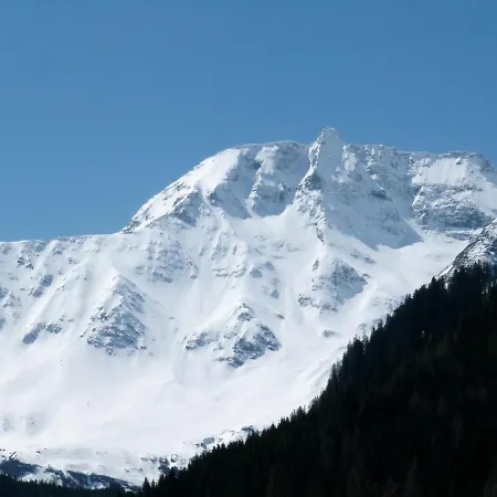 Family Sonja Terrace & Mountain View Appartamento *