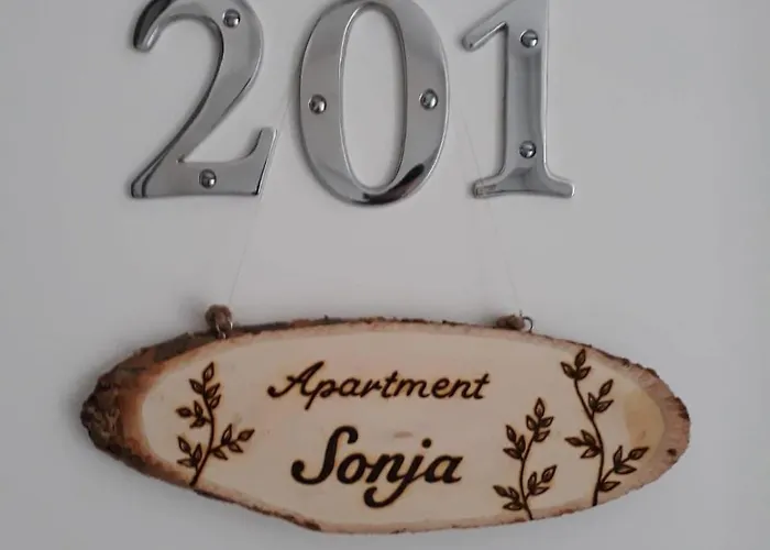 Family Sonja Terrace & Mountain View *