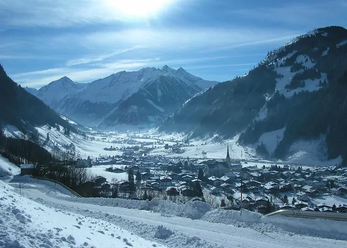 Family Sonja Terrace & Mountain View Appartement *